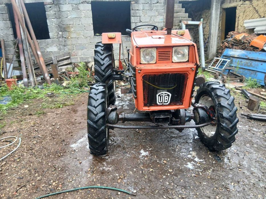 VÂND / SCHIMB  Tractor UTB 445 4x4 dt
