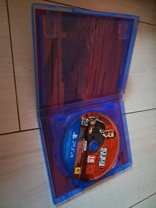 Vând joc ps 4 Red Dead Redetempion 2 pret negociabil