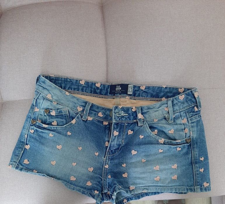 Tricouri si pantaloni scurti dama