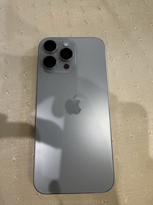 Iphoen 16 pro max !!В гаранция!!
