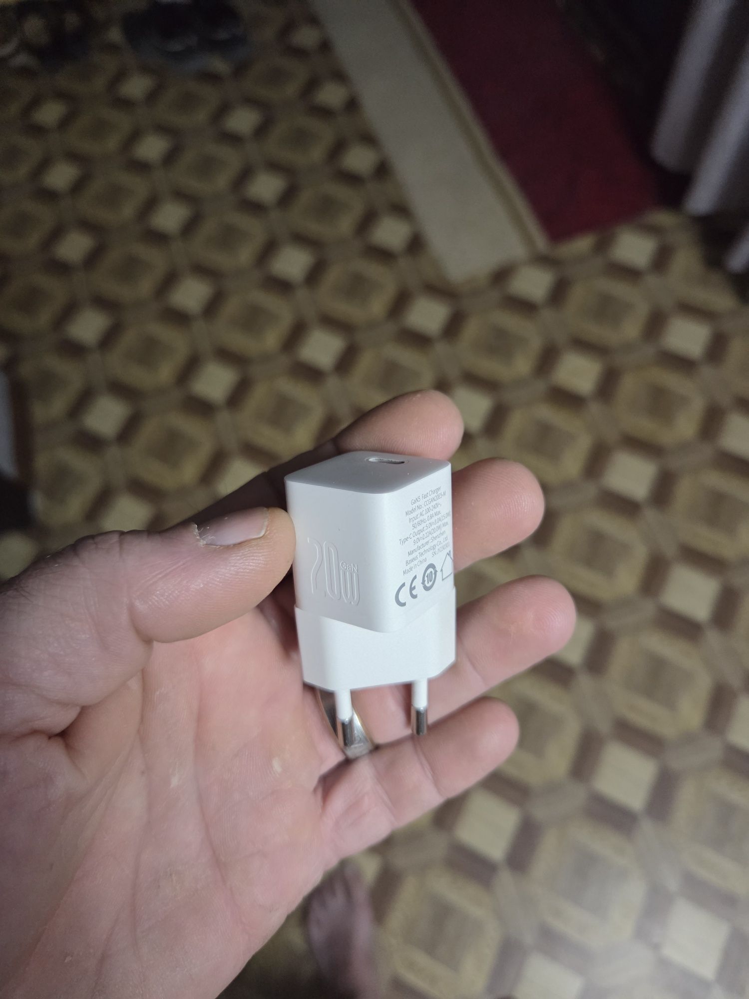 Блок зарядки (Baseus 20w) оригинал, без кабеля.
