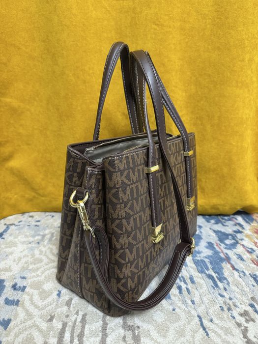 Продаю стильную сумку в отличном состоянии — почти как новая!