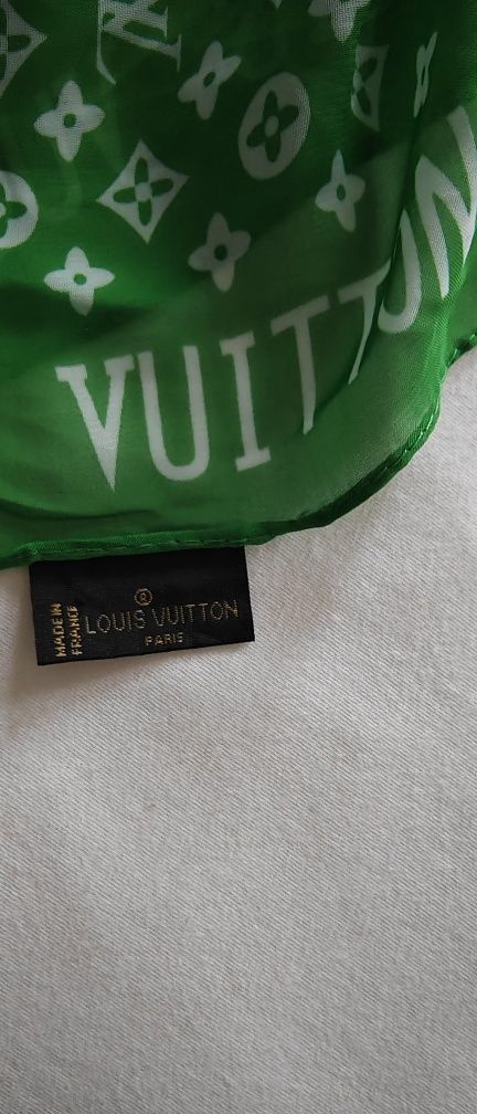 Eșarfă mătase 100% Louis Vuitton