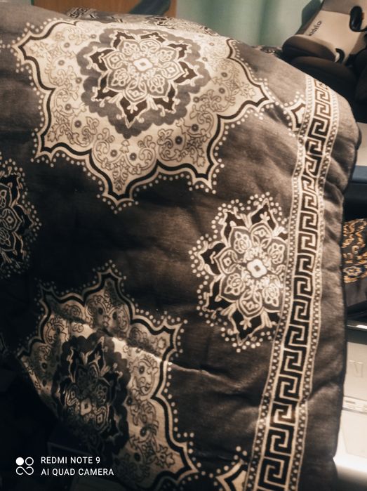 Курпача б/у почти новый не дорого с подушками  50 тыс