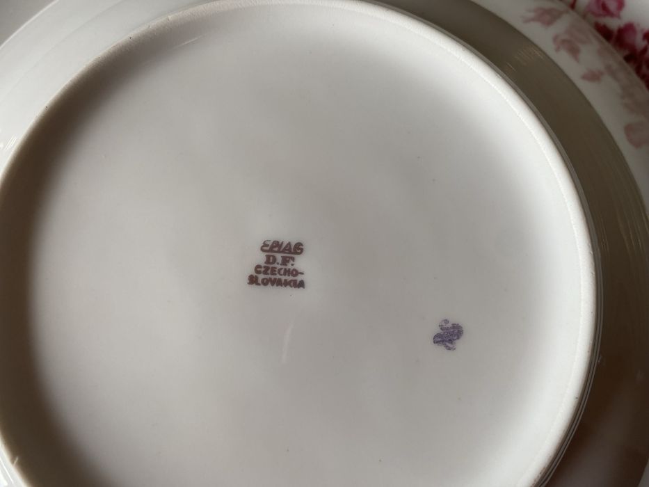 Servici de masa vechi