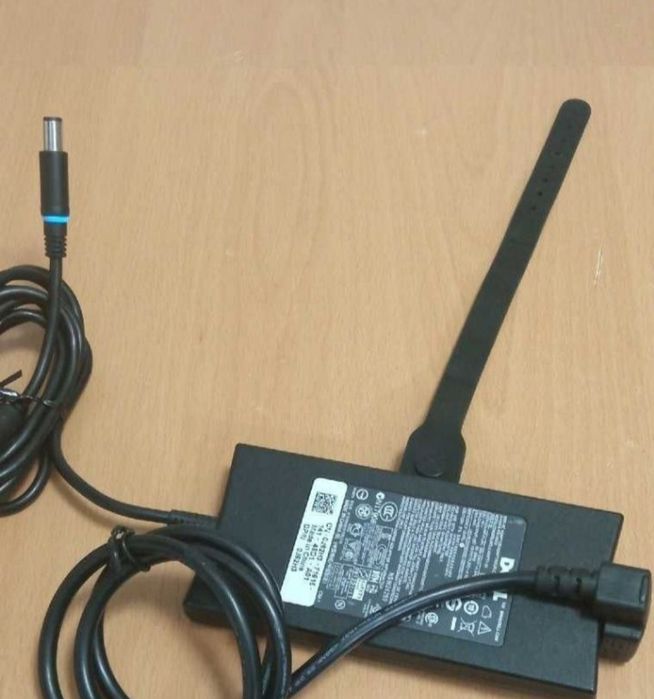 Alimentator Laptop DELL 19,5V 4,62Amperi,90W