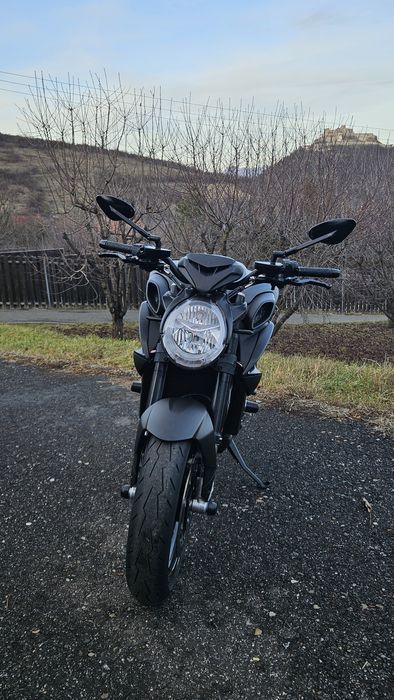 MV Agusta Brutale 800