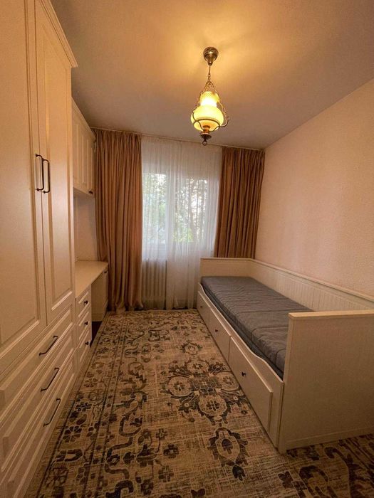 Apartament cu 2 camere de închiriat, 37 mp, la 10 min de Palas Mall