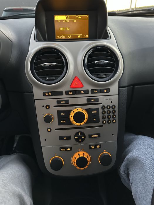 Opel corsa D 2008 1.3 diesel