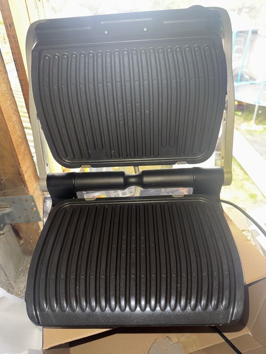 Gratar electric Optigrill