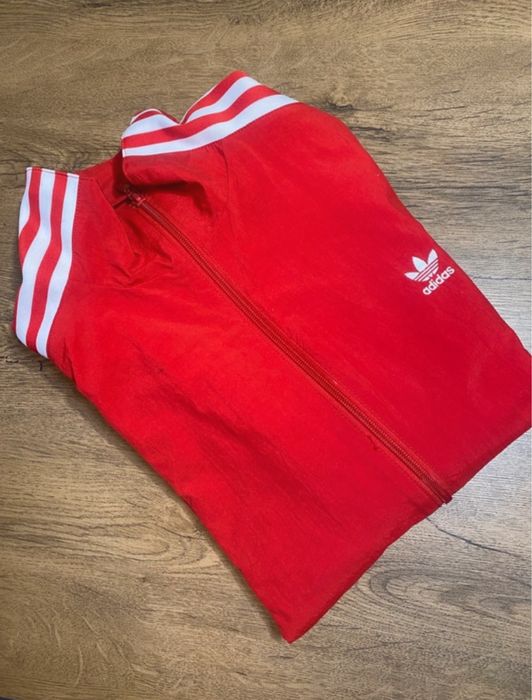 Geacă Adidas de faș