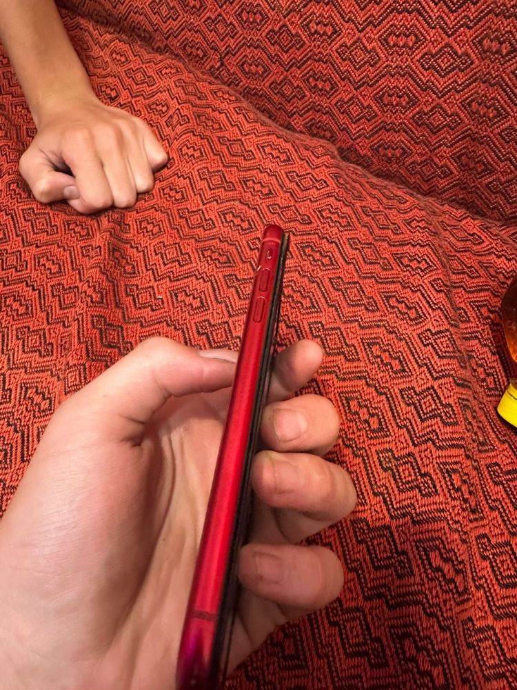 Продам iphone xr
