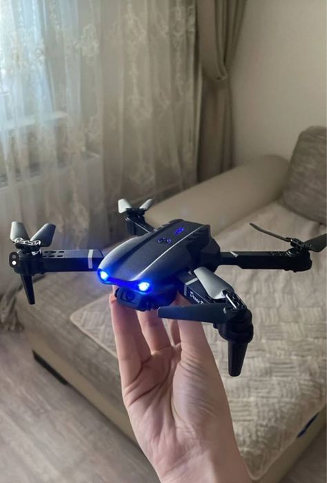 Квадрокоптер дрон E99