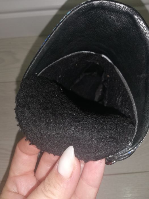 Ghete din piele naturala