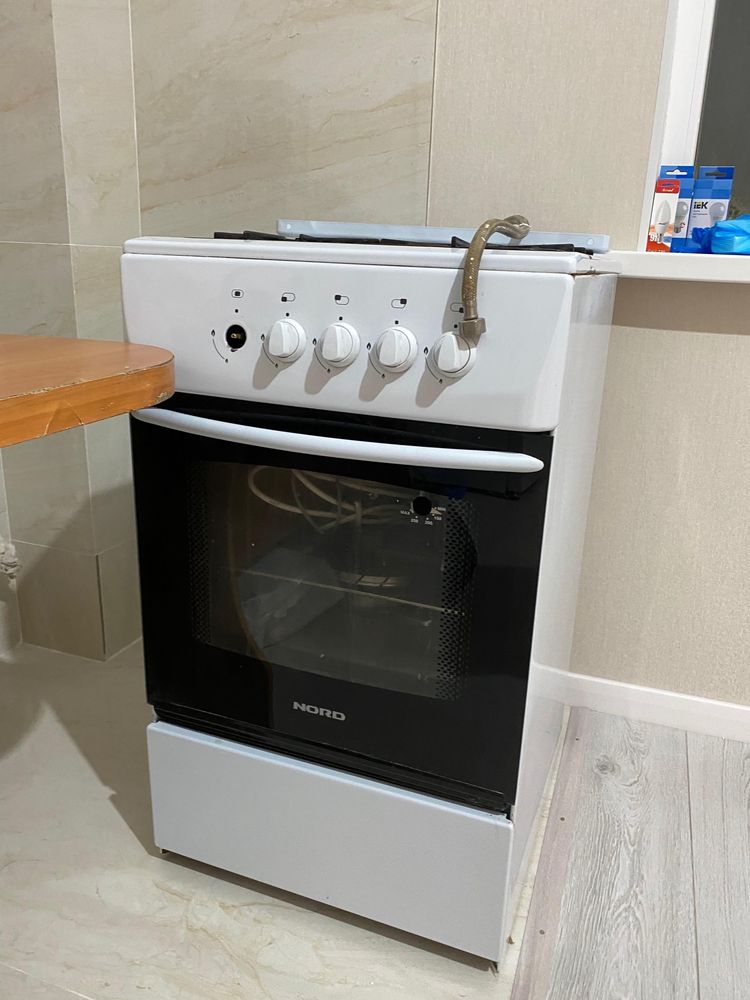 Продается газовая плита