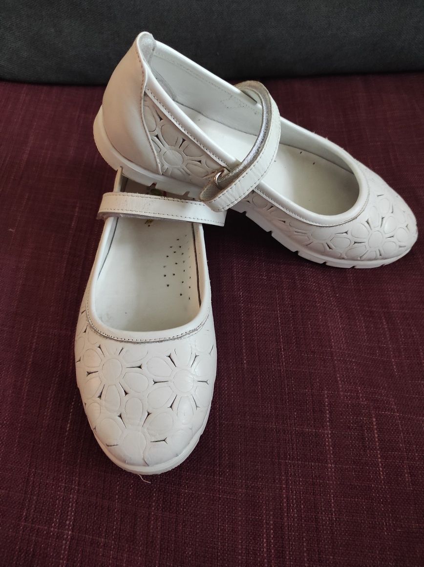 Детски балерини / обувки Ponki 34 номер, бяло