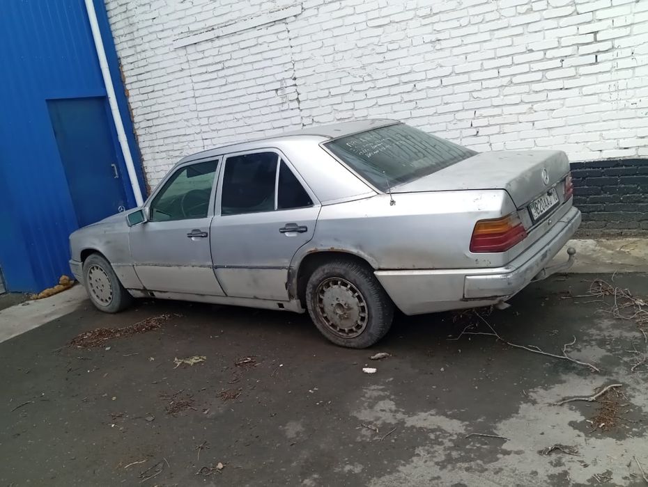 Продам машину Мерседес