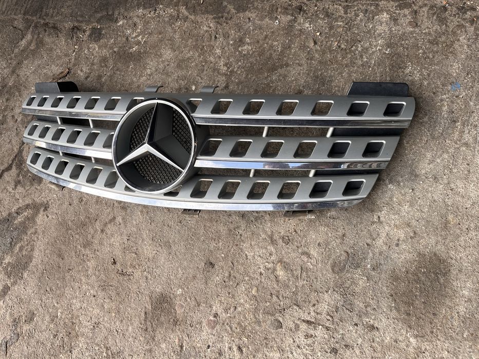 Решетка Mercedes ML W164