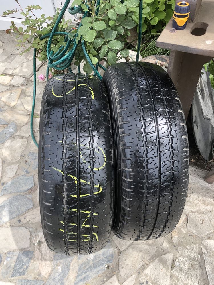 Două anvelope 195/65R16