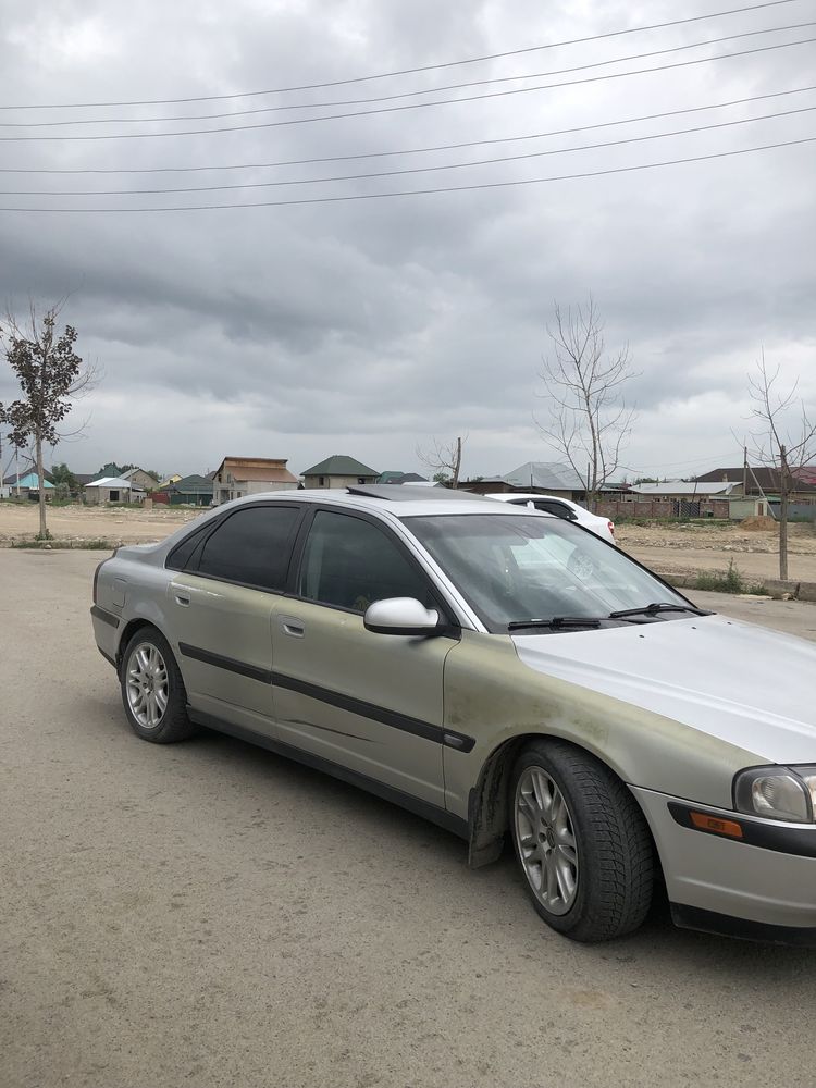 Продам машину volvo s80