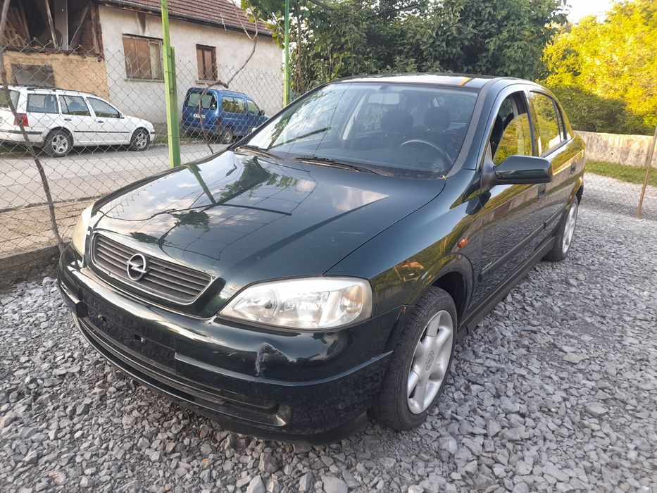 Opel Astra 1.6mi-75кс./2001/-на части