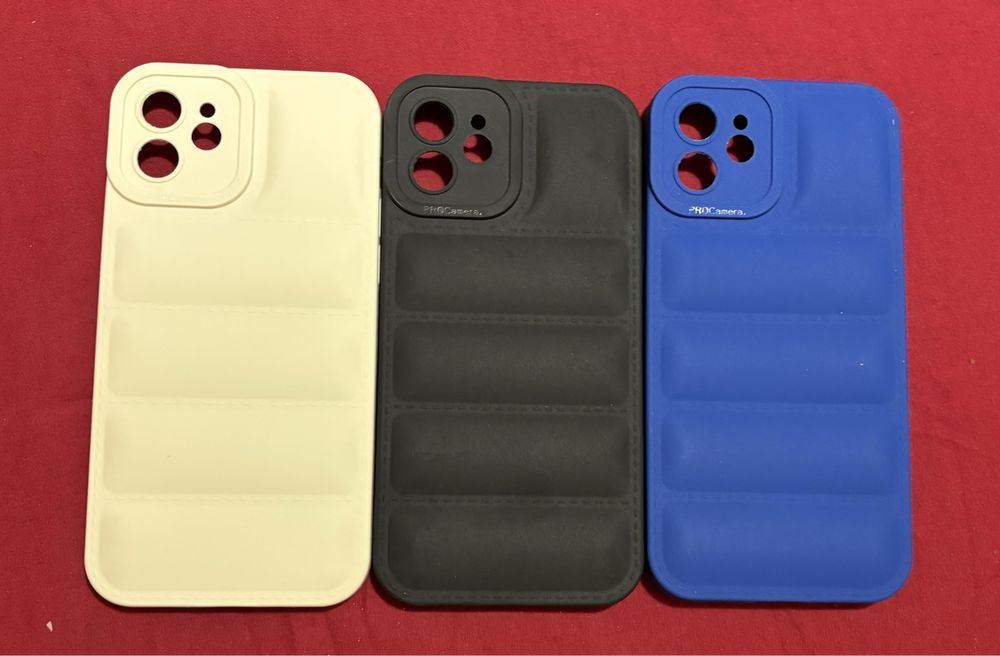Калъфи за iPhone 12 с “възглавнички”