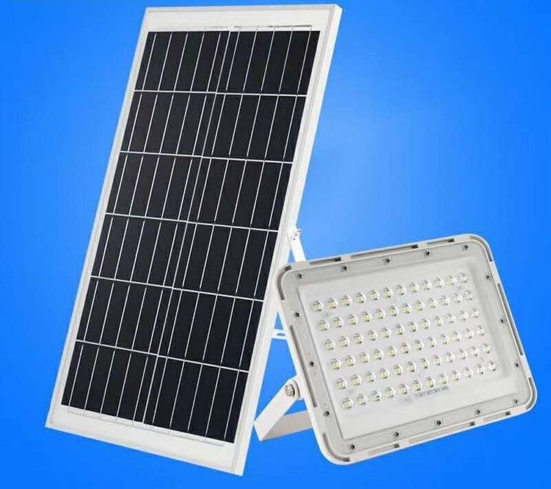 Прожектор  LED с солнечной панелью