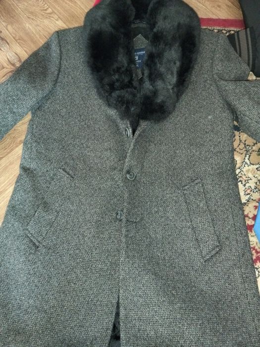 Продам мужское пальто