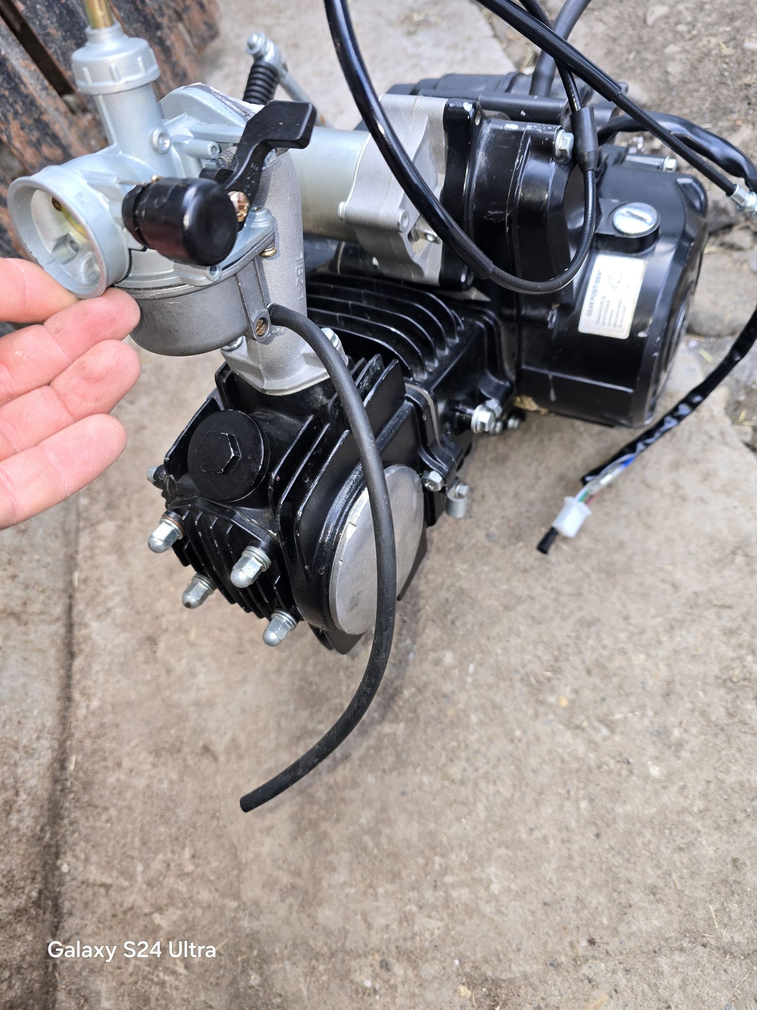 Vând motor CROSS KXD 125cc 4 t