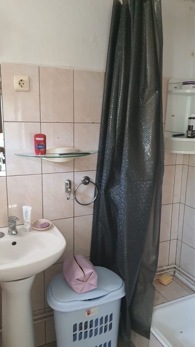 Chirie la casa in Gradiste