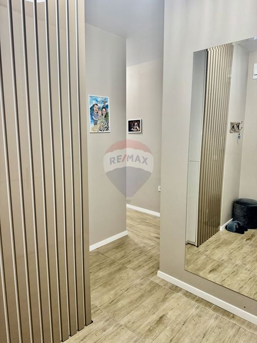 Продава се Тристаен апартамент в Варна, Левски - 90 кв.м за 2778 €/кв.м - Снимка #7