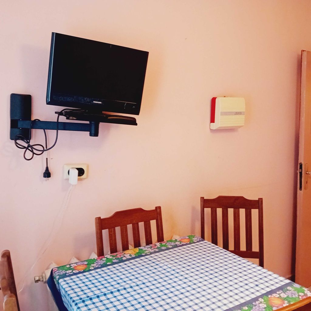 Дава се под наем Двустаен апартамент в София, Люлин 10 - 75 кв.м за 408 € - Снимка #8