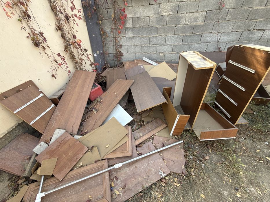 Мебельден шыққан ағаштар тегін