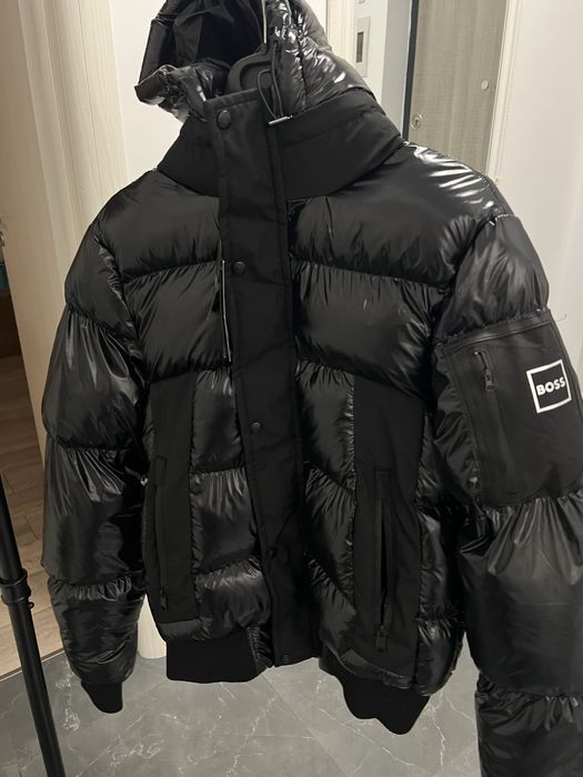 Geaca Boss Barbati ( Nu hugo boss )