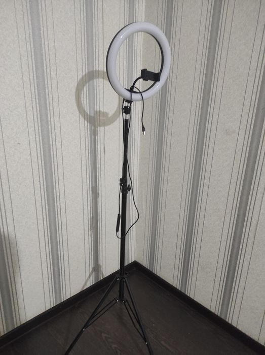 Продам Кольцевую Лампу Для Съёмок