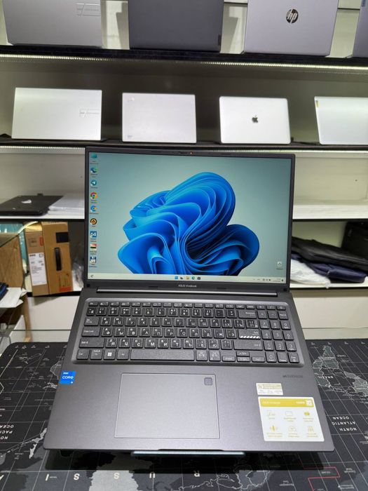 Asus Vivobook 1605 i5-13/8/512/16.0