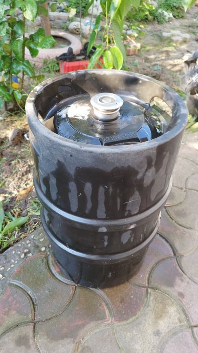 Vând butoi bere 50L, produs rar