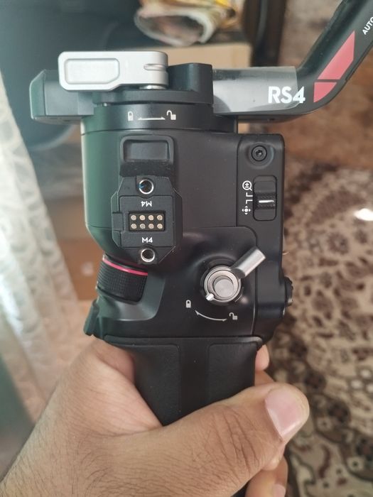 Ronin rs4 sotiladi kam ishlatilgan xolati tinniq