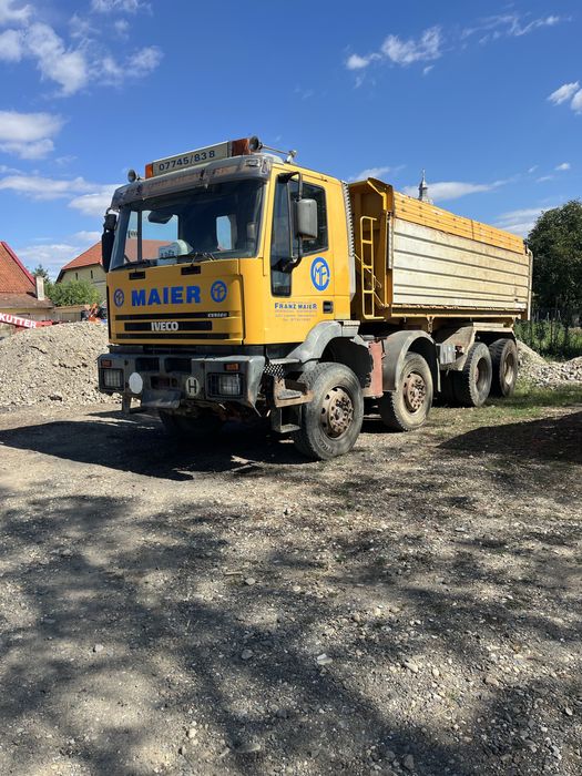 Iveco 8x4 Trucker