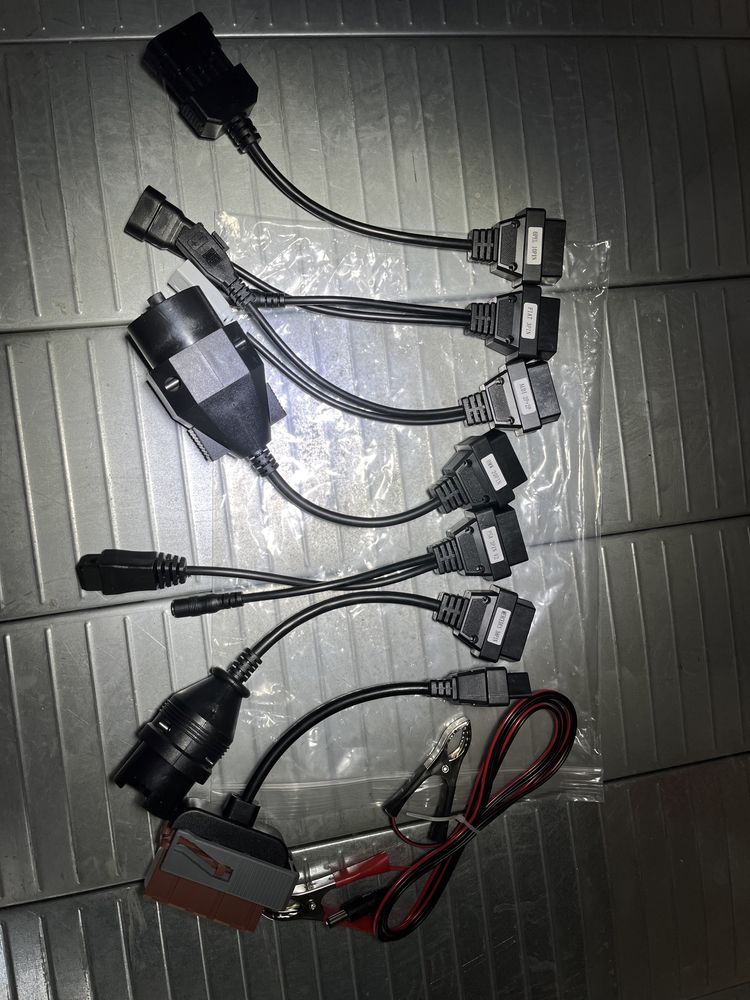 Set cabluri adaptoare diagnoza mufe obd2 auto camioane delphi tester