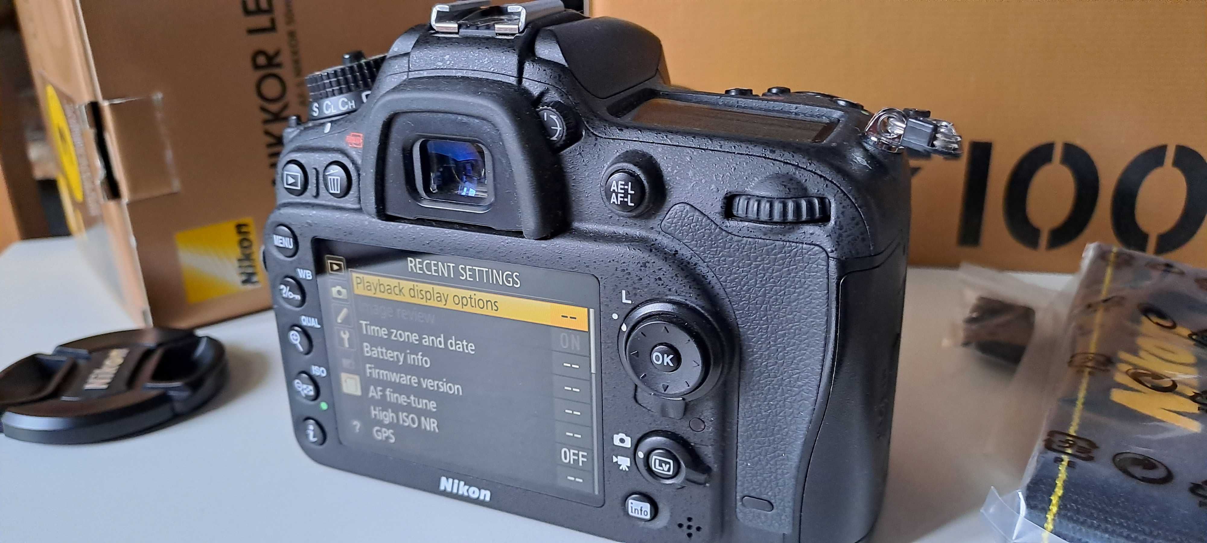 Vand Dslr Nikon 7100 si obiectiv 50 mm 1.8