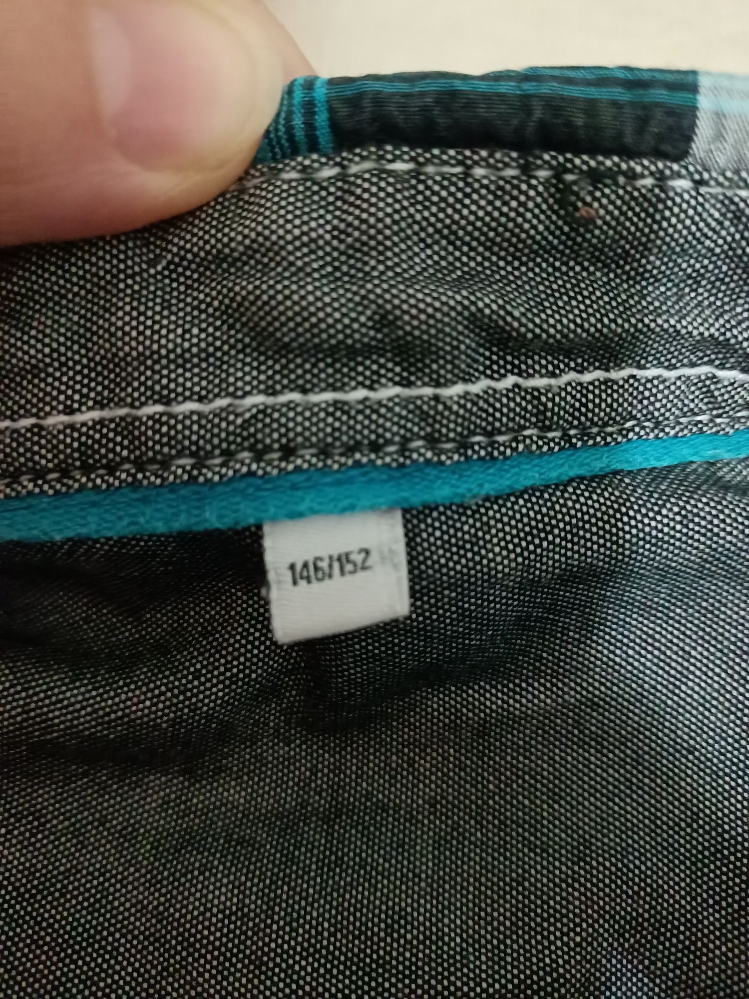 Продам рубашку на мальчика