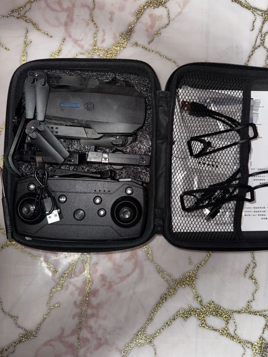 Продаётся дрон в идеальном состояний всё в комплекте