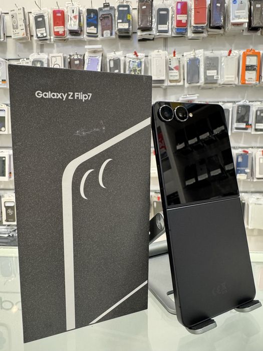 Samsung Galaxy Z Flip 7 256Gb /Future Gsm Mobile