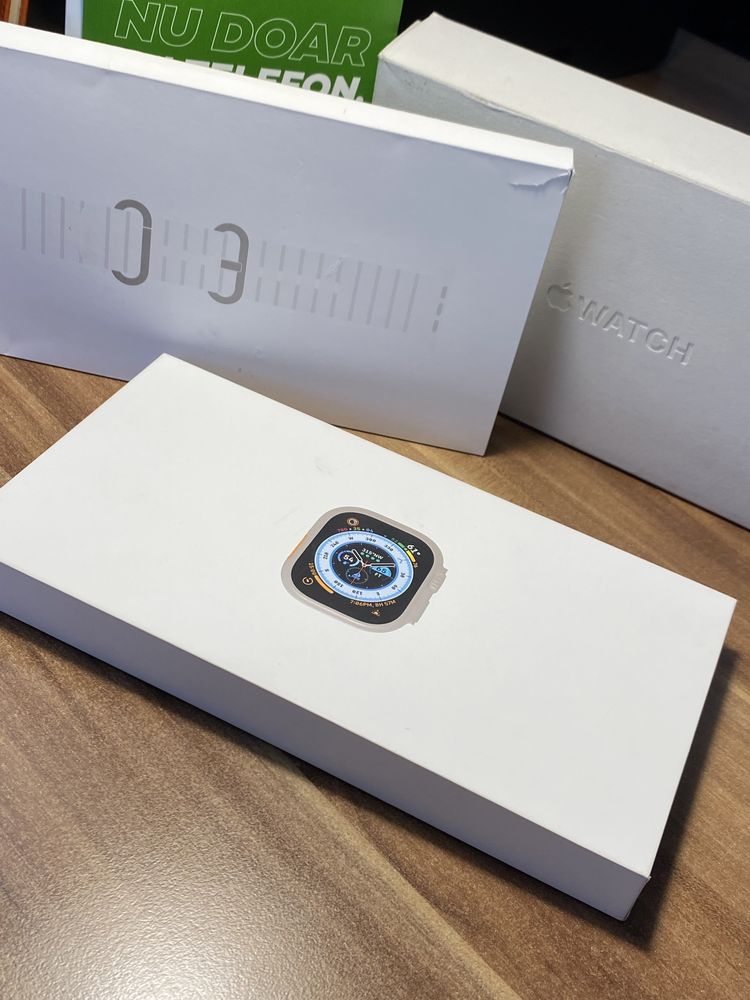 Apple Watch Ultra 49 mm/GPS/Titanium Case/Sănătate baterie 100%/Ca nou