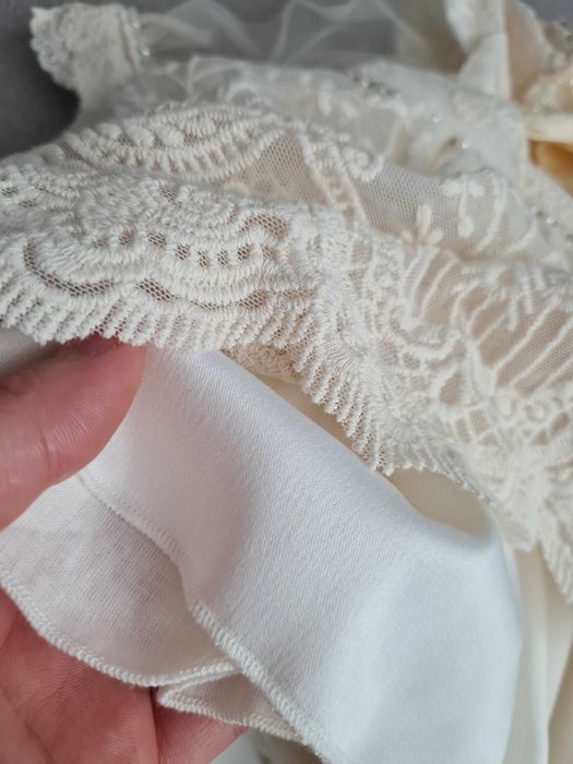 Set rochita si papucei botez