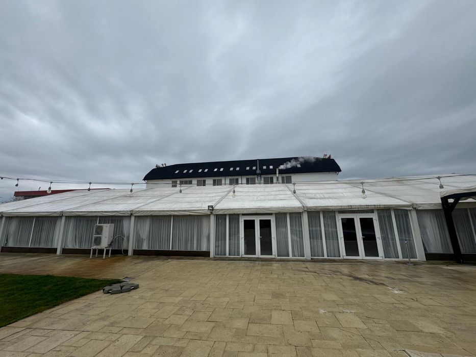 Vand cort modular din aluminiu