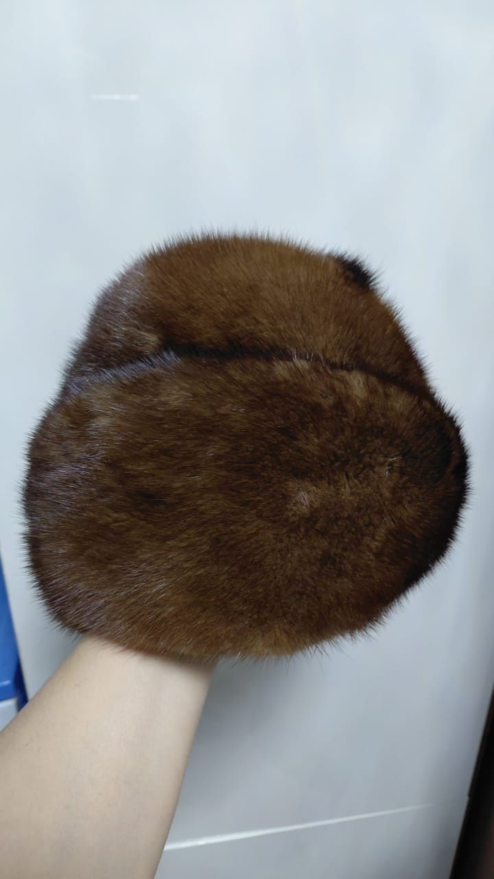 Продам женскую норковую шапку.