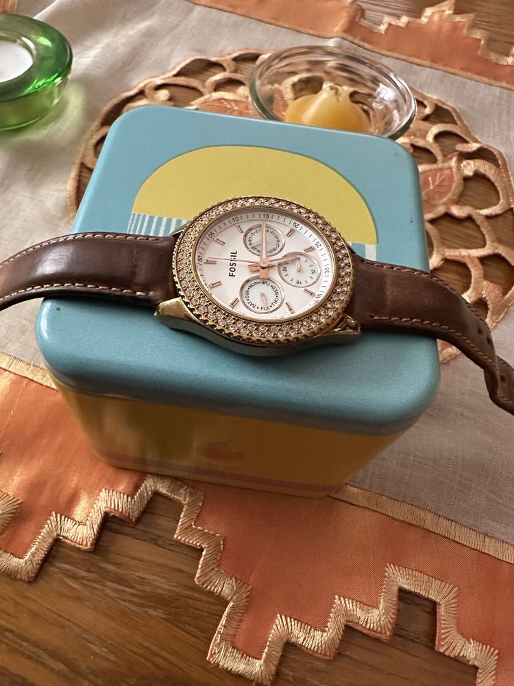 Ceas Fossil auriu rose