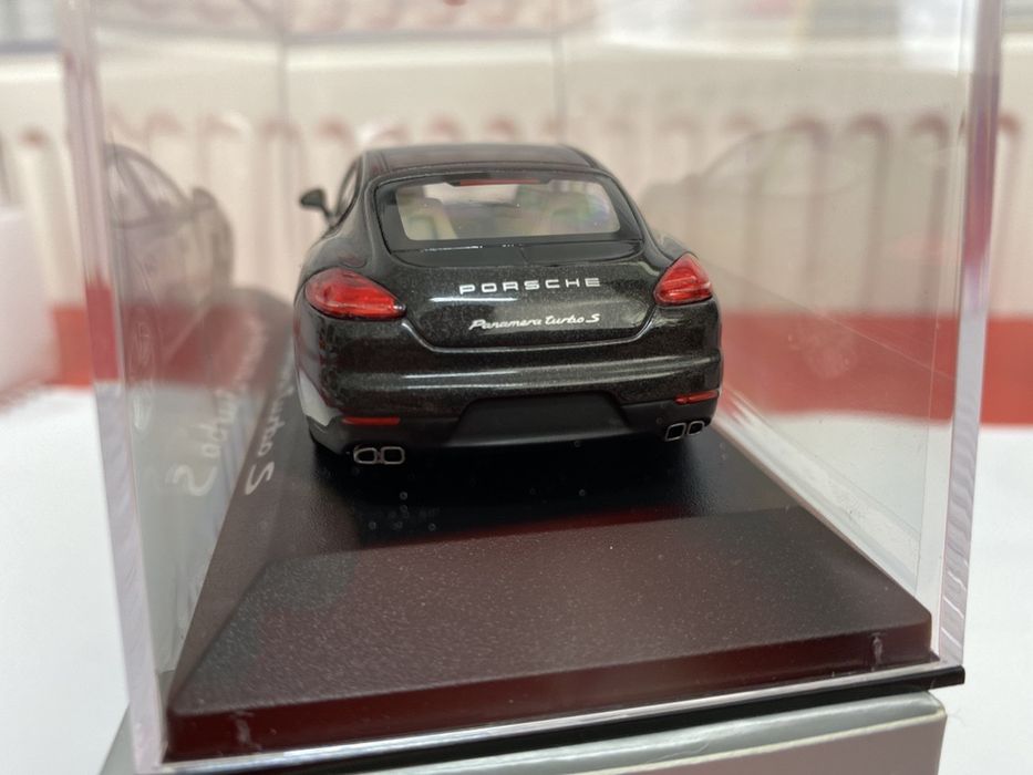 MINICHAMPS PORSCHE PanameraTURBO S macheta auto scara 1:43